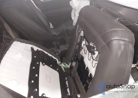 2025 Cadillac Xt6 Awd Premium Luxury z USA, uszkodzony, nr VIN 1GYKPDRS2SZ107236